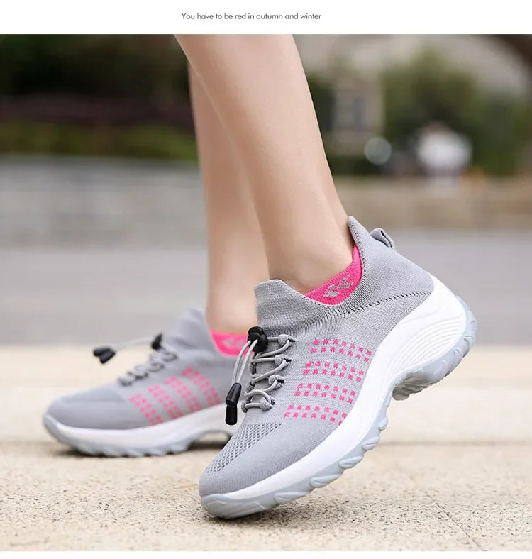 Scarpe da donna casual taglie forti 2025 scarpe sportive in maglia primavera autunno scarpe da viaggio con fondo spesso scarpe comode da mamma alla moda